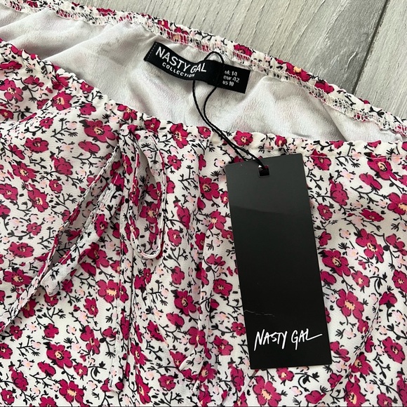 NASTY GAL Ditsy Floral Mini Dress - Picture 3 of 6